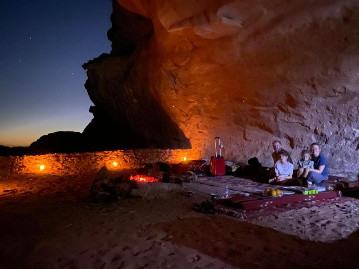Wadi Rum Sky Tours&Camp Eksteriør billede