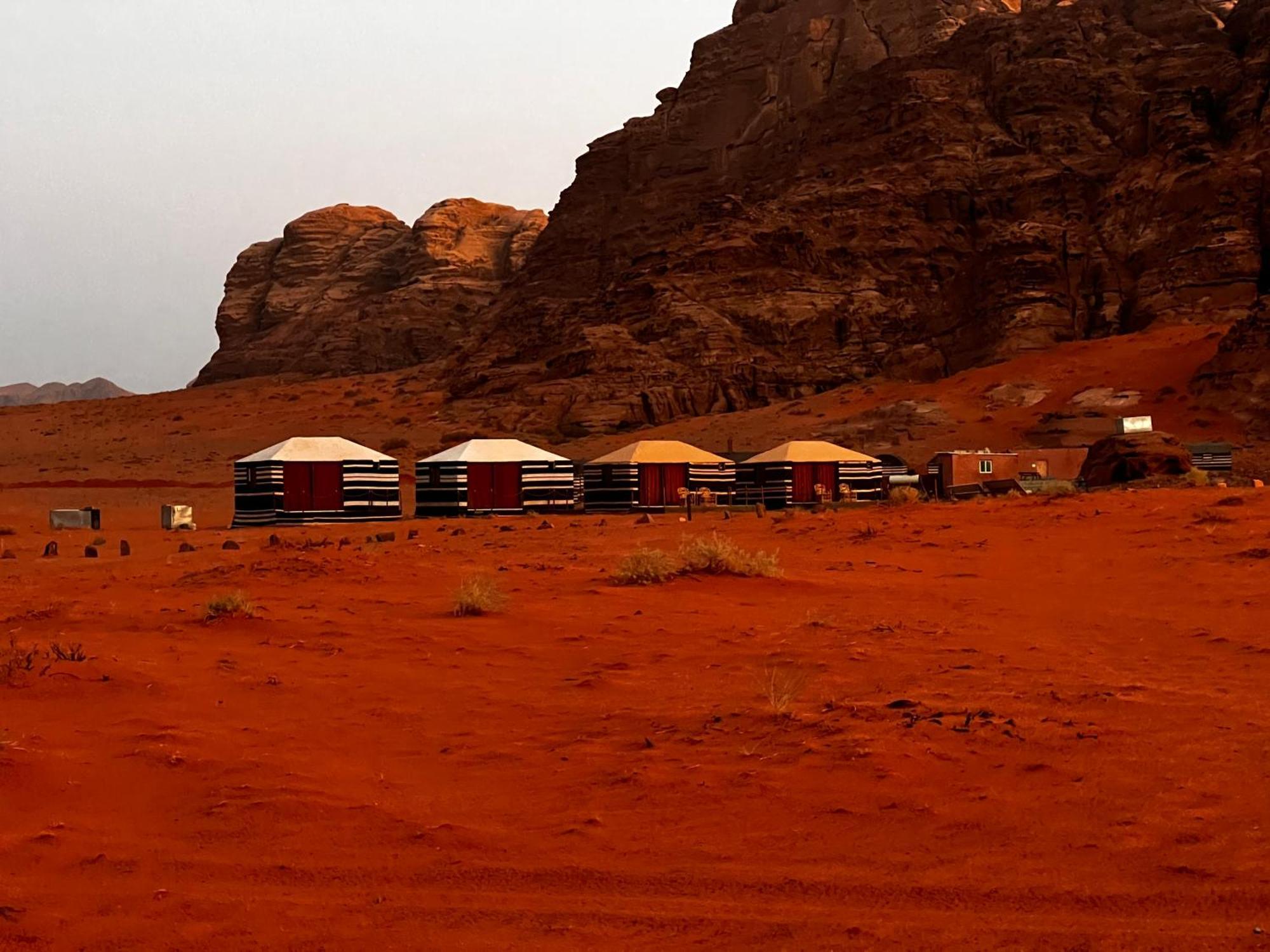 Wadi Rum Sky Tours&Camp Eksteriør billede