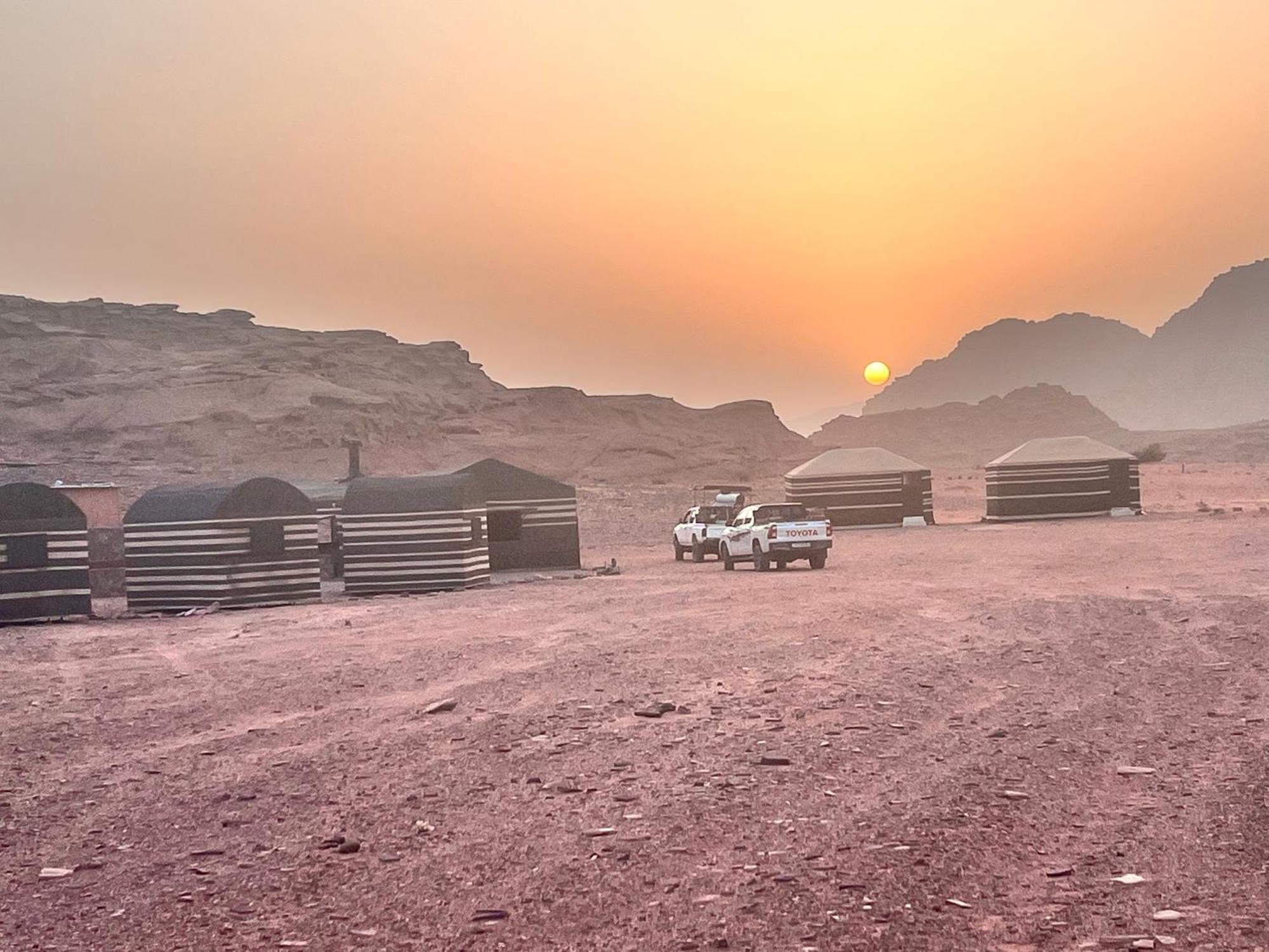 Wadi Rum Sky Tours&Camp Eksteriør billede