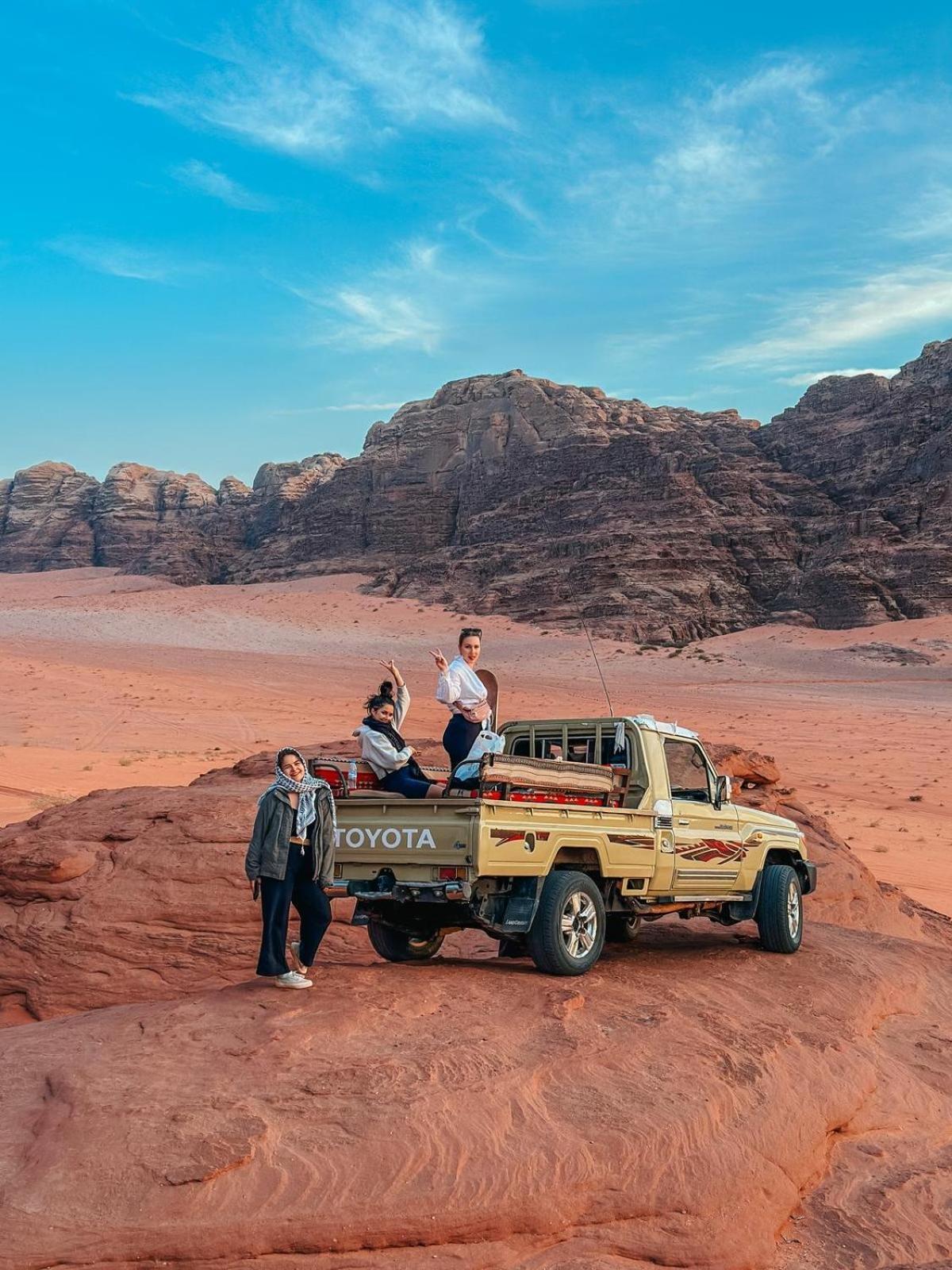 Wadi Rum Sky Tours&Camp Eksteriør billede